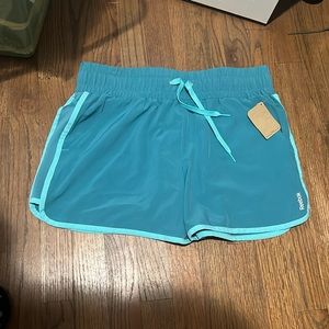🆕Reebok women’s workout shorts